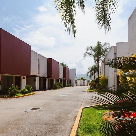 Auto Hotel Las Maravillas Santa Cruz Xoxocotlan Exterior photo