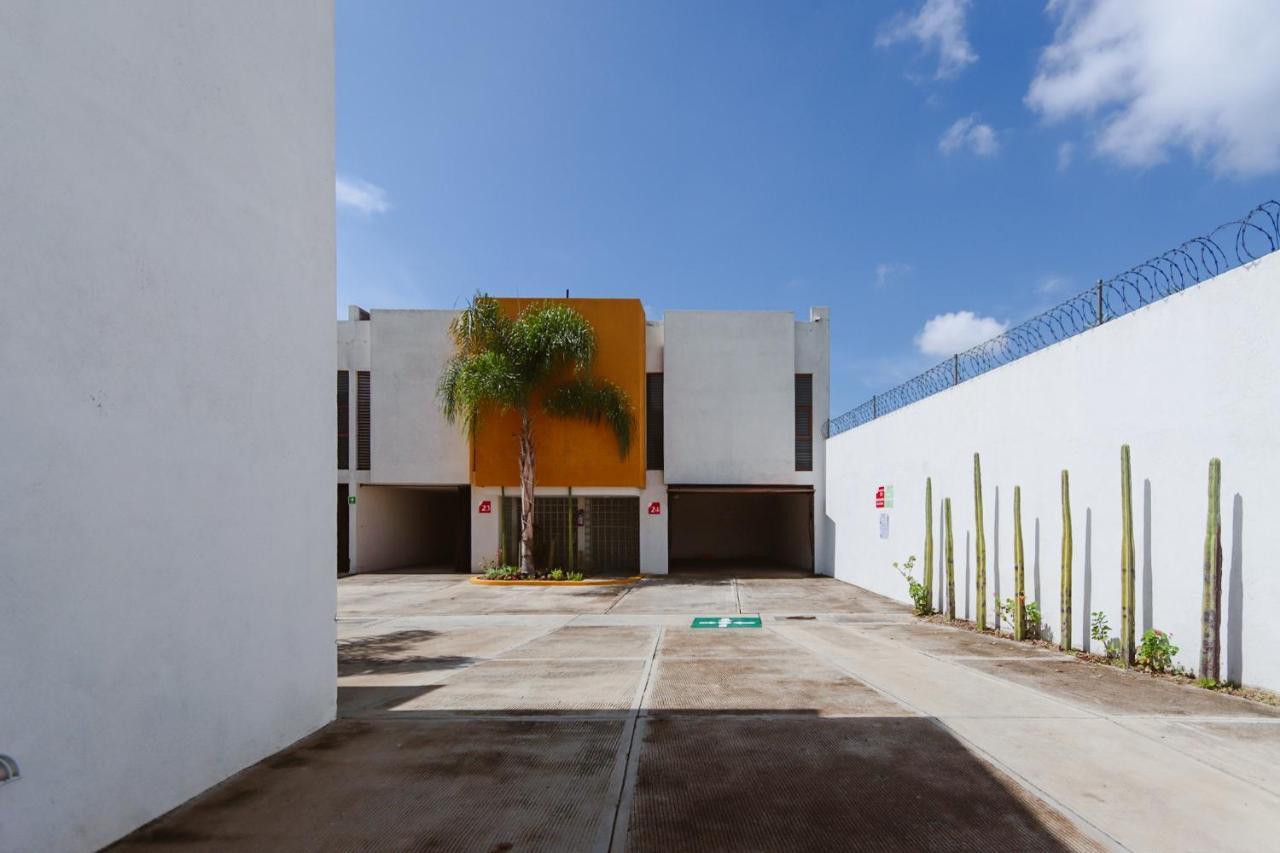 Auto Hotel Las Maravillas Santa Cruz Xoxocotlan Exterior photo