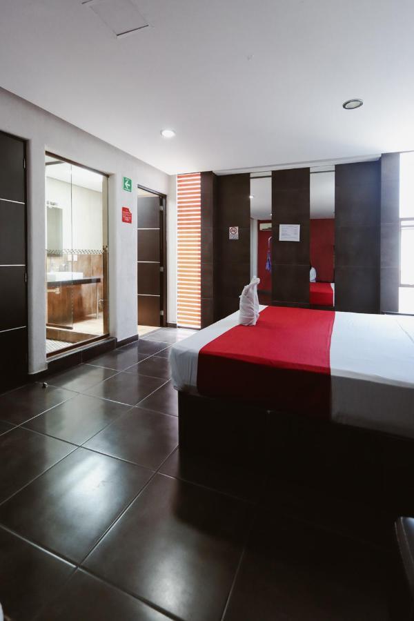 Auto Hotel Las Maravillas Santa Cruz Xoxocotlan Exterior photo